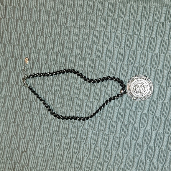 Cookie Lee Vintage Rope Medallion Necklace - Picture 1 of 7